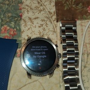 Fossil exploits q 3red gen